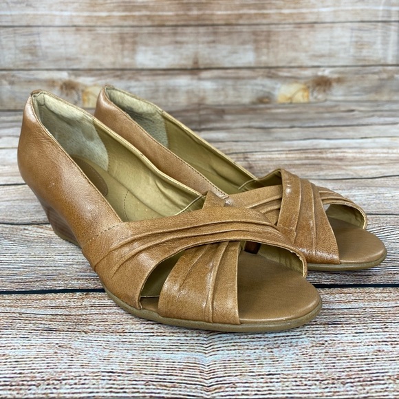 SoftSpots Peeptoe Wedged Sandals Women Size 10 Slip On Shoes - Brown - NEW. - Picture 4 of 10